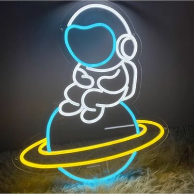 Modèle contemporain Signalisation numérique LED personnalisée Signalisation au néon pour la décoration murale personnalisée