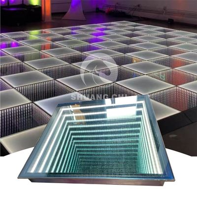 Fête de mariage en plein air Plancher de danse en verre avec lumière miroir au néon 3D et mélange de couleurs RVB