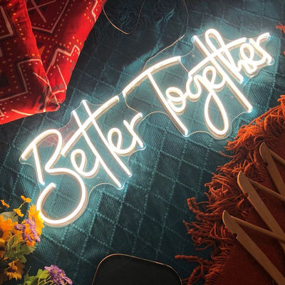 Décoration d'événement de fête Bar Hom Lumière au néon Bon anniversaire LED RGB Signe avec gel de silice