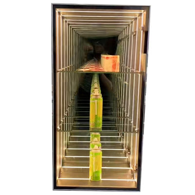 2024 Cas d'affichage à miroir magique à haute luminosité LED pour verre à vin de magasin de détail