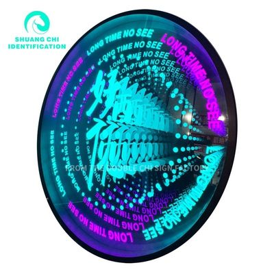 Logement en acier inoxydable Carreaux miroirs 3D personnalisés avec bande LED dans un style contemporain