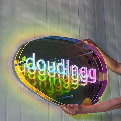 Miroir à plusieurs couches 3D Neon Sign Miroir avec logo LED de couleur personnalisée Gradient Parfait
