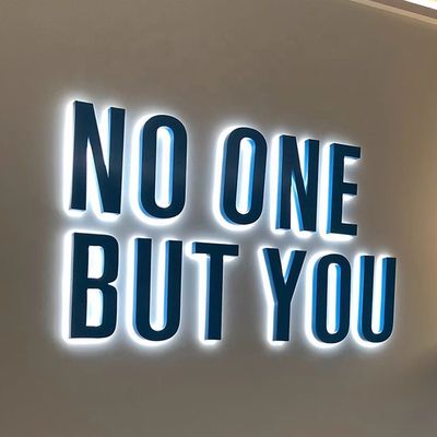 Signage d'hôtel extérieur personnalisé LED Illuminé lettres acryliques pour la couleur personnalisée