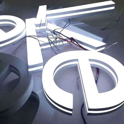 Lettre métallique 3D rétroéclairée Panneau éclairé Lettre à LED Pas de quantité minimale de commande