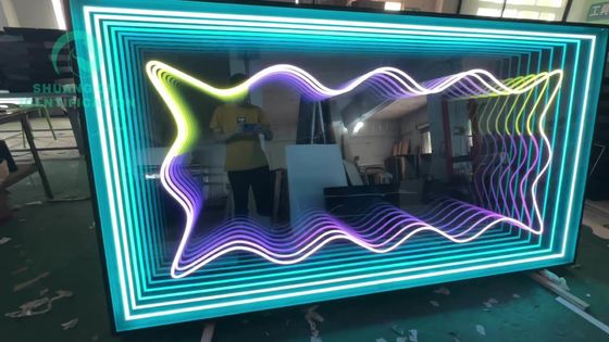 Transformez votre décor avec les tendances des miroirs au néon Abyss et l'installation d'une vis murale