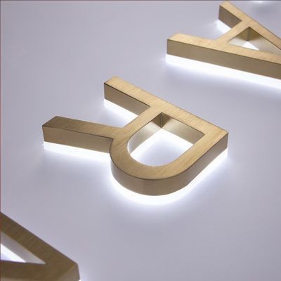 Signe ouvert acrylique Caractéristiques lumineuses de rail avec ampoules LED Source lumineuse Lettres rétroéclairées