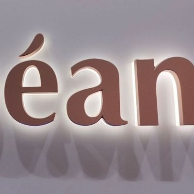 Caractéristiques lumineuses Lumières à lettres LED pour affichage publicitaire intérieur et extérieur