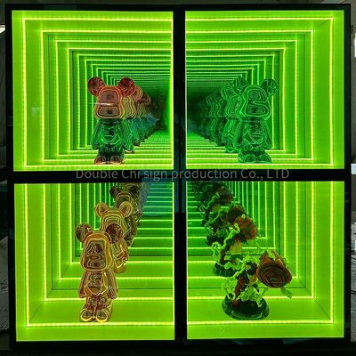 Étui d'affichage de miroir magique de magasin de détail avec épaisseur personnalisée et luminaire LED