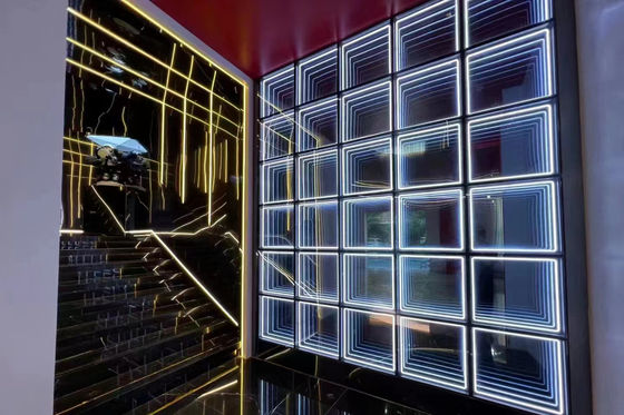Lecteur vidéo animé 3D Infinity Mirror Hologram Light Box avec installation Hang