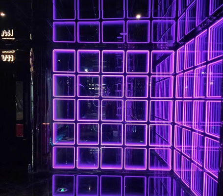 50C Wifi Infinity LED Mirror Infinite Mirror Néon pour le drapeau dynamique et la lecture graphique