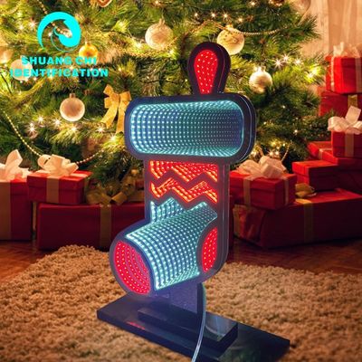 Décoration de la maison Homme de neige Lumière Infinity Mirror avec flux lumineux 1000lm et câble d'alimentation